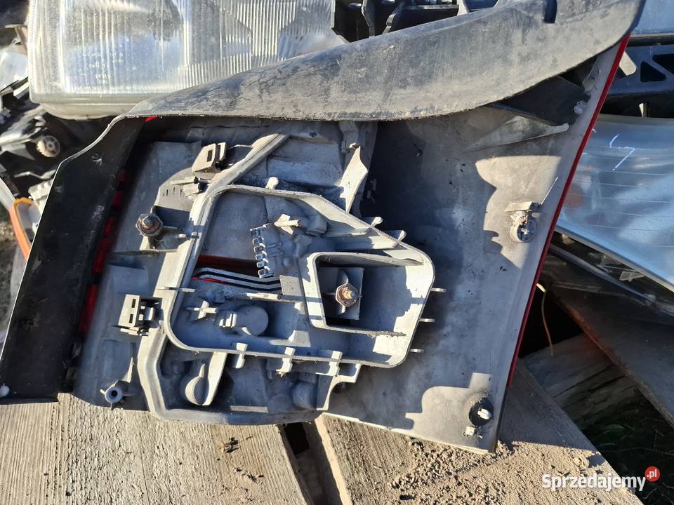 Lampa Lewa Tył Opel Signum Wisznice sprzedam