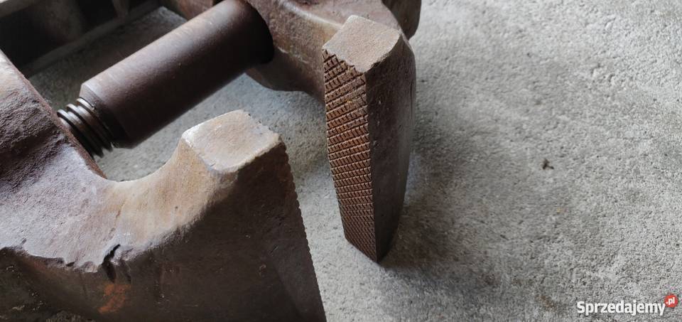 Imadło kowalsko ślusarskie nieużywane Ręczne małopolskie Ciężkowice