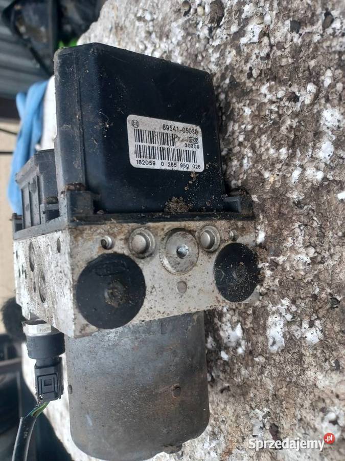 Pompa Hamuclowa ABS Toyota Avensis lubelskie Wisznice