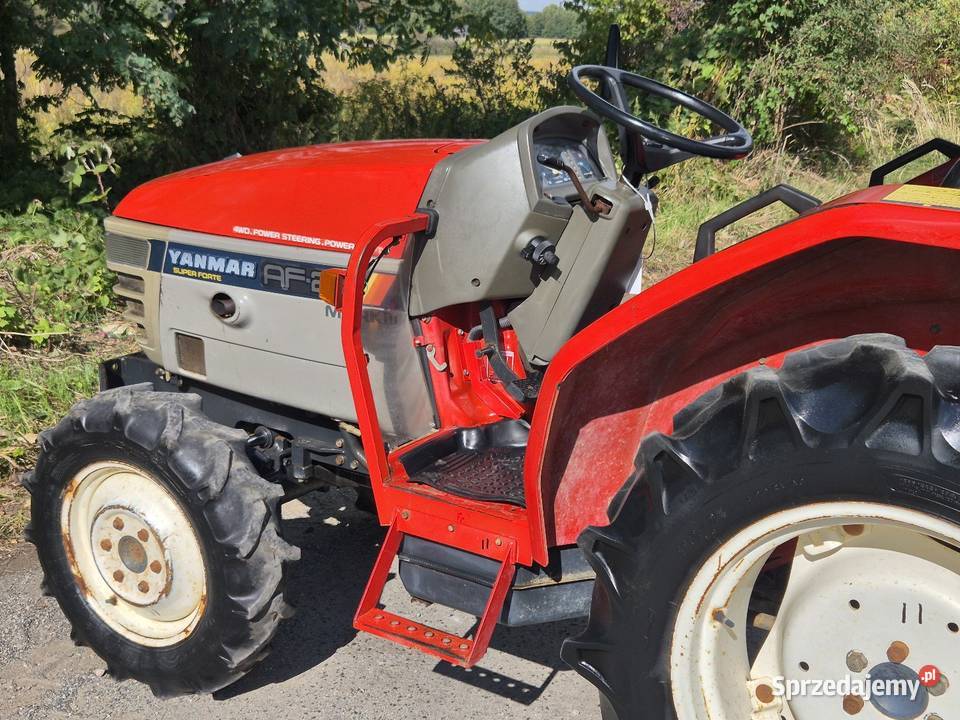 Traktorek YANMAR AF26D 26 44 Wspomaganie Małuszyn