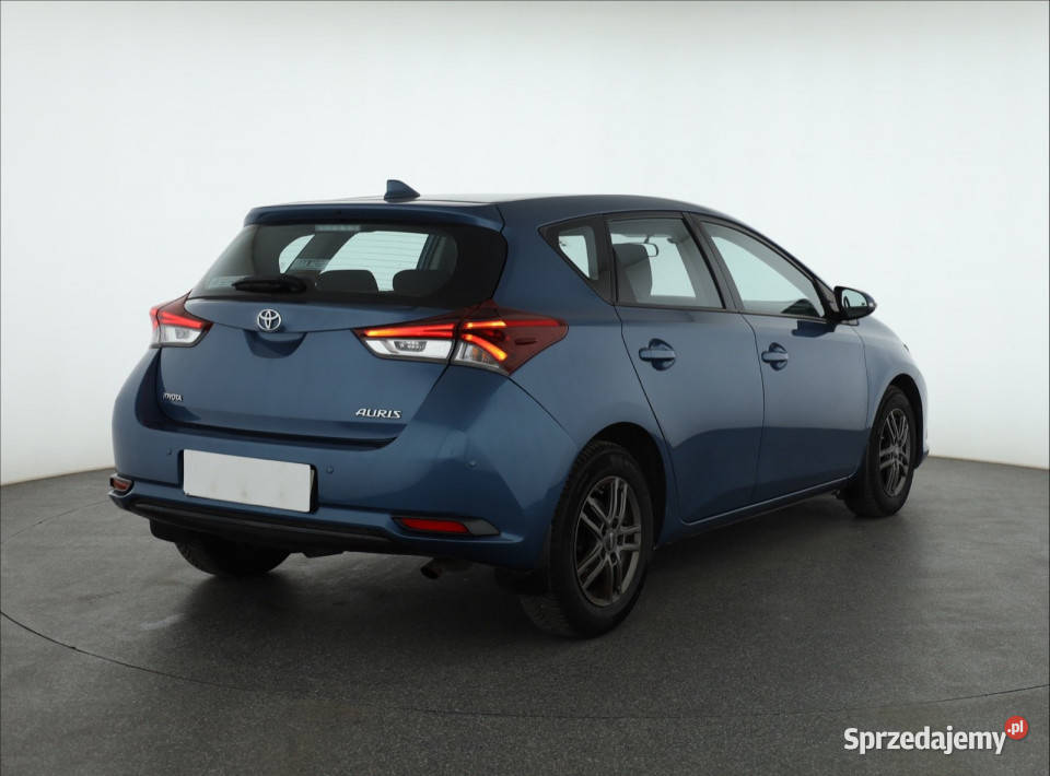 Toyota Auris 13 Dual VVTi 1329cm3