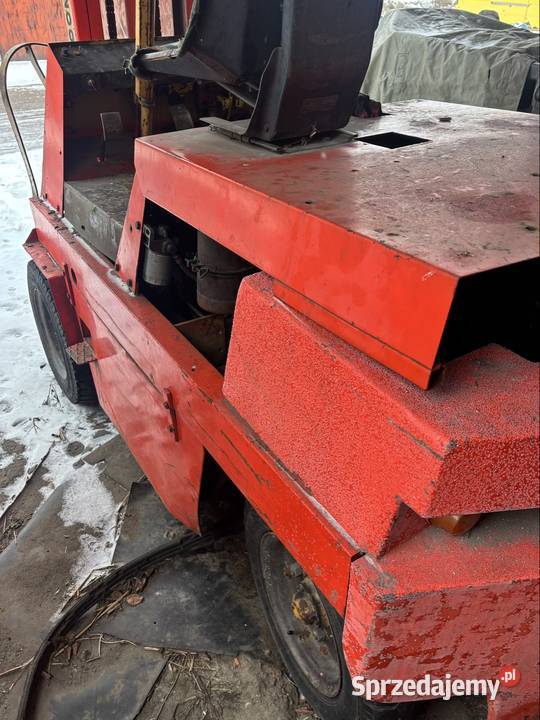 Wózek widłowy c330 rak Bułgar zremb GPW 2009U Sochaczew sprzedam