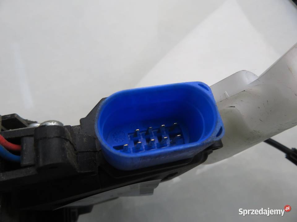 ZAMEK LEWY PRZEDNI VW CADDY III Variant