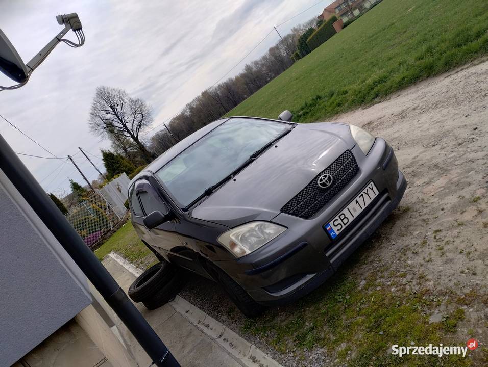 Toyota Corolla E12 Rok produkcji 2003 Janowice