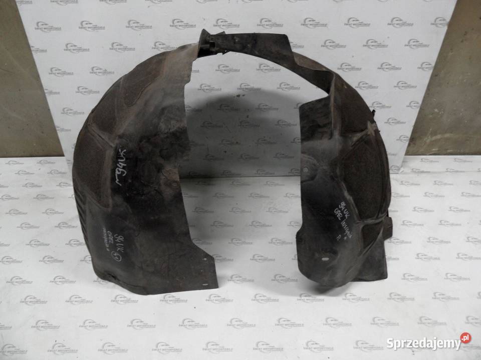 OPEL INSIGNIA A I 10r nadkole prawy przód Nadkola