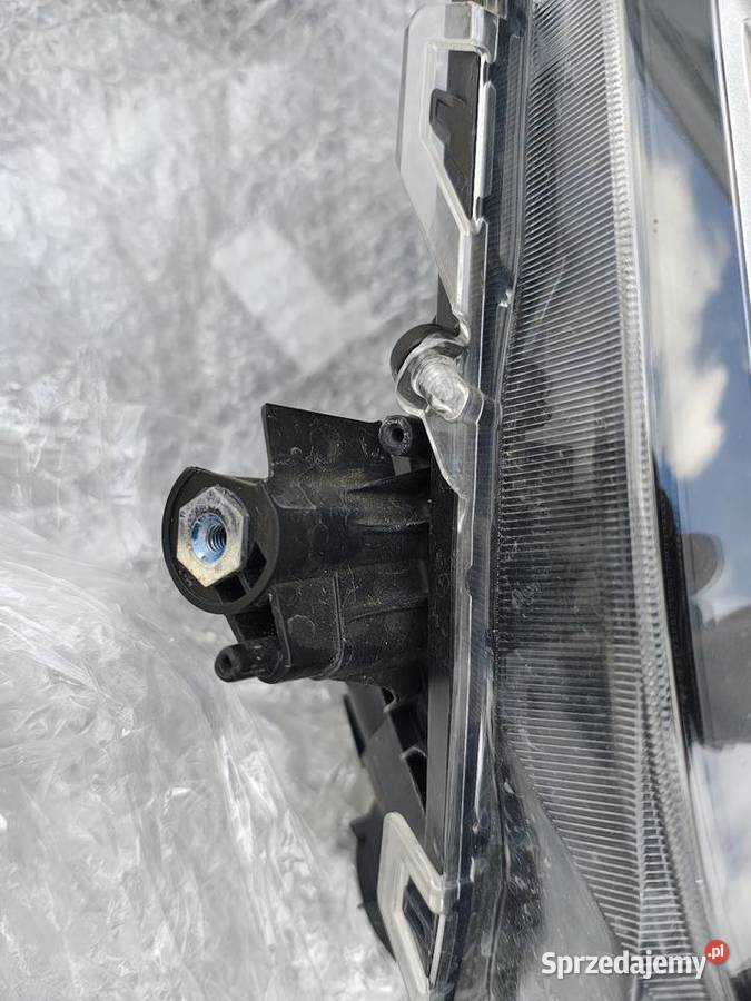 RAV4 V Lampa prawa przednia reflektor LED wielkopolskie Turek