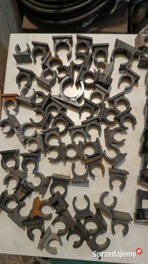 Uchwyty do mocowania kabli prl Mocowania świętokrzyskie Jędrzejów