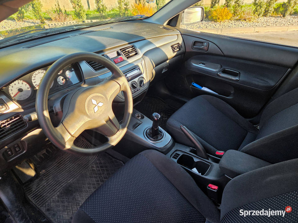 Mitsubishi Lancer 16 LPG długie opłaty
