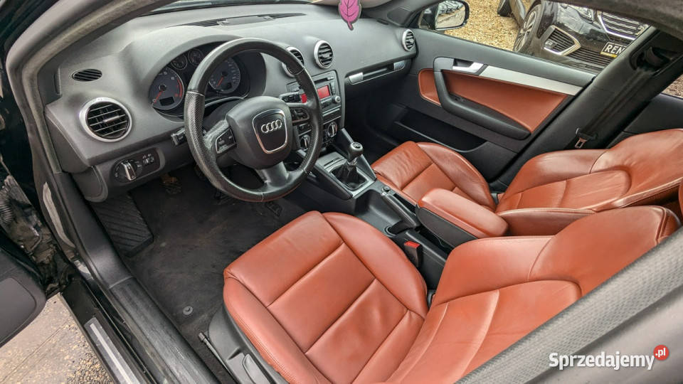 Audi A3 Sportback 14i125OPŁACONYBezwypadkowy możliwa zamiana Częstochowa