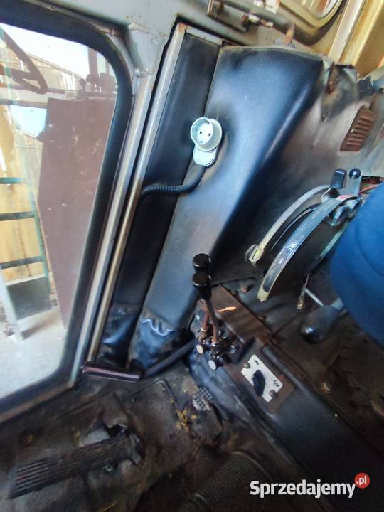 Massey Ferguson 550 Radom