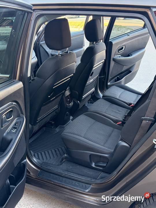 KIA Carens 17 CRDi 141 Automat 7os Polski Salon sprzedam