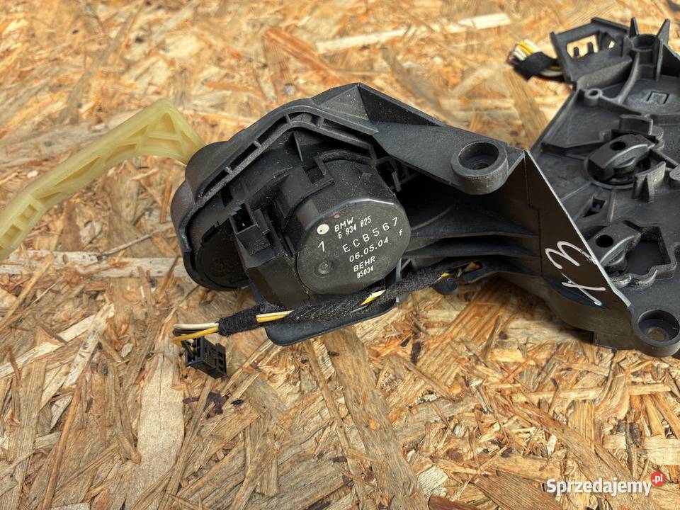 Silniczek Nagrzewnicy Bmw X3 Wisznice