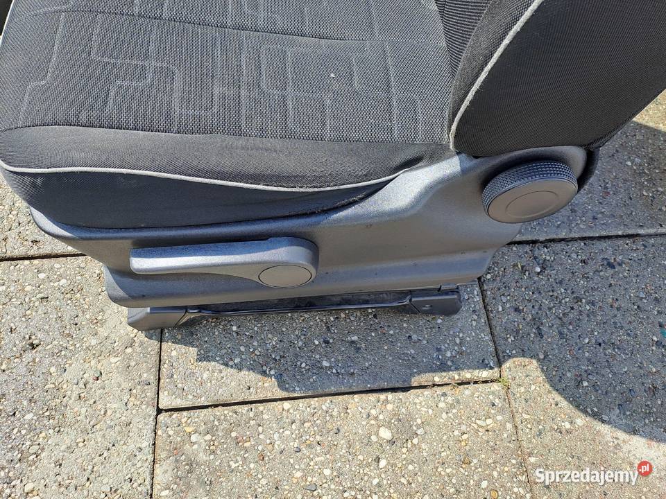 Kia Venga komplet foteli boczki i inne EU
