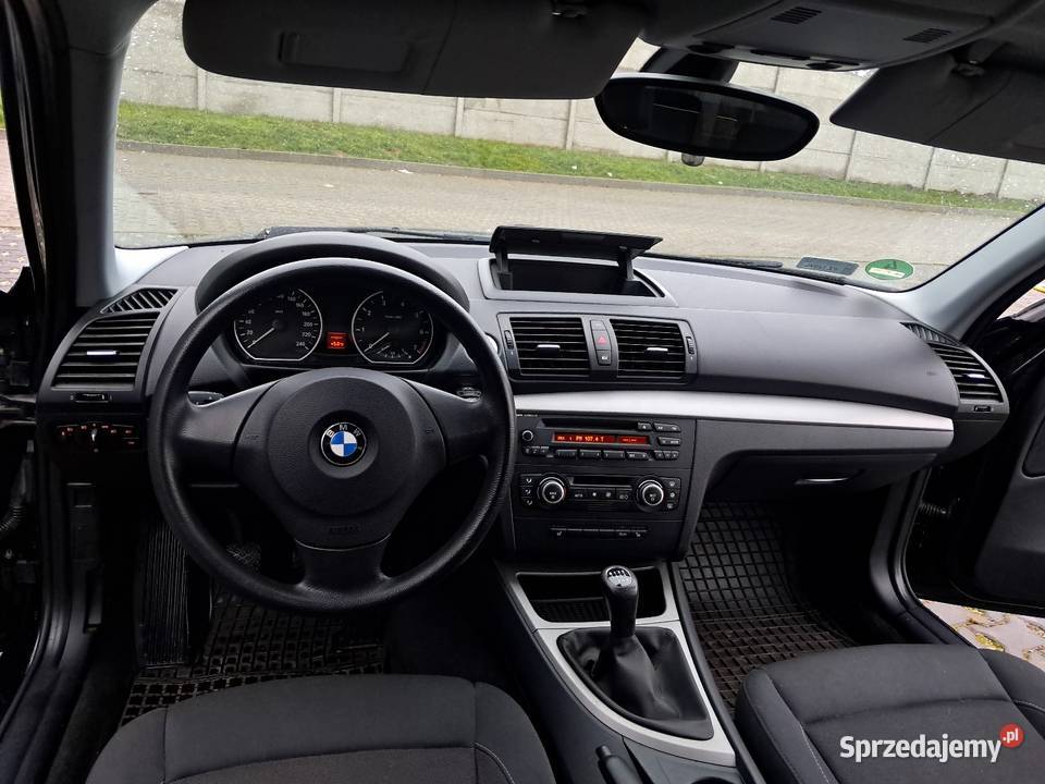 Bmw x1 Rok produkcji 2009 wielkopolskie Dębienko