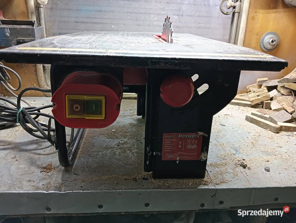 Piła pilarka 800W 230V drzewa stołowa pilarka Wałbrzych