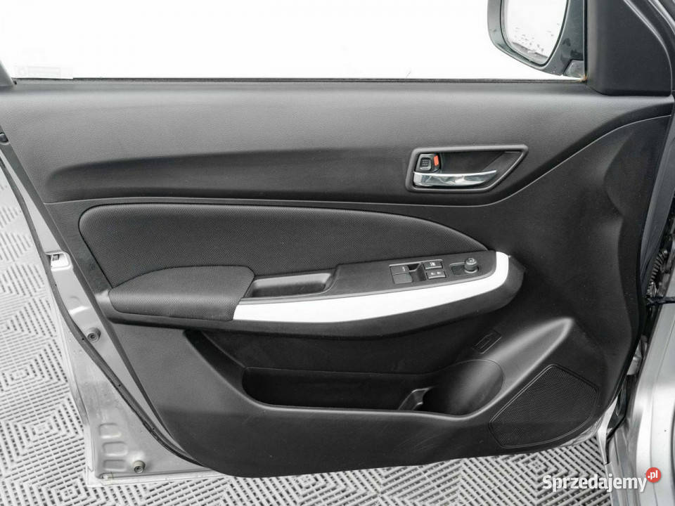 Suzuki Swift WD1744S12 Dualjet SHVS Premium CVT klimatyzacja Gdańsk