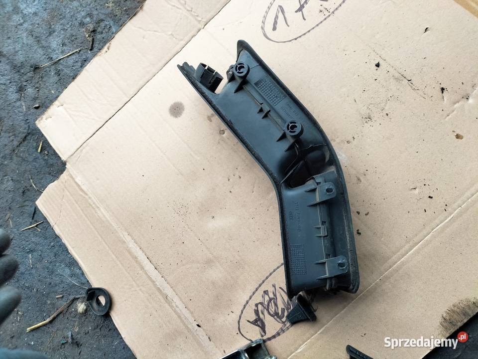 AUDI 80 B4 80B4 UCHWYT RĄCZKA DRZWI PRAWY PRZÓD osobowe Kamień-Kolonia