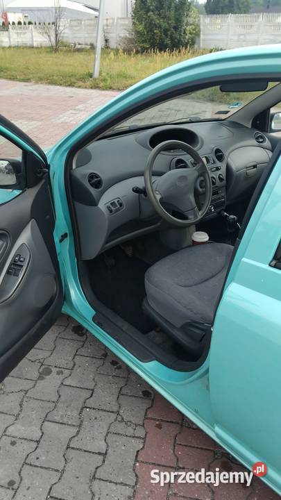 Toyota yaris Żołynia sprzedam