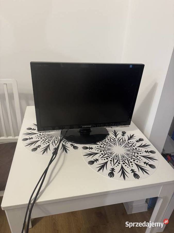 Monitor Samsung 2253BW 22 1680x1050 DSUB DVI sprzedam