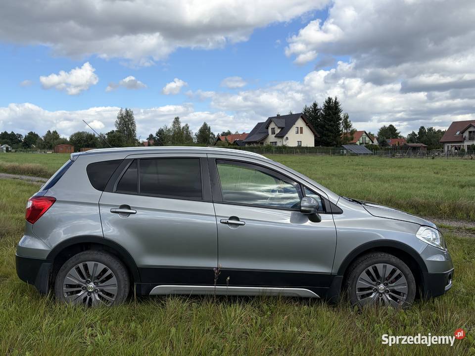 Sprzedam samochód marki Suzuki SX4SCross Motoryzacja Krzeszów