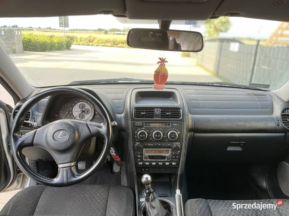 LEXUS IS 200 SPORT CROSS 2003 LPG 155KM