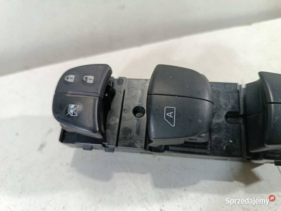 PANEL SZYB LEWY PRZÓD NISSAN QASHQAI J11 Osłony i zaślepki