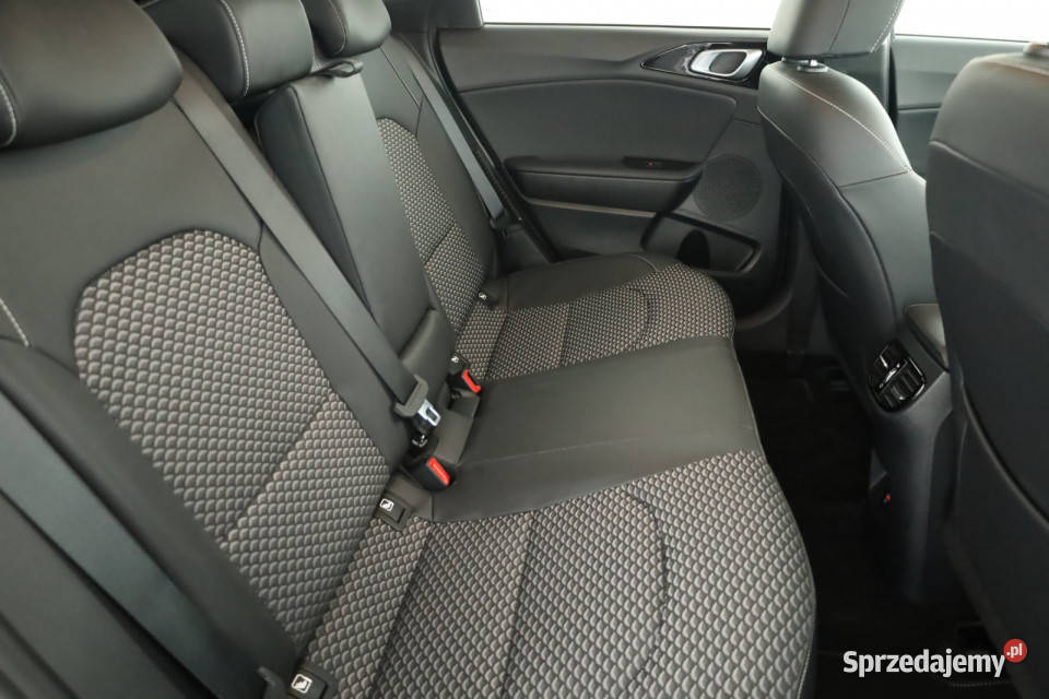 Kia Ceed 16 GDI plugin relingi dachowe Piaseczno