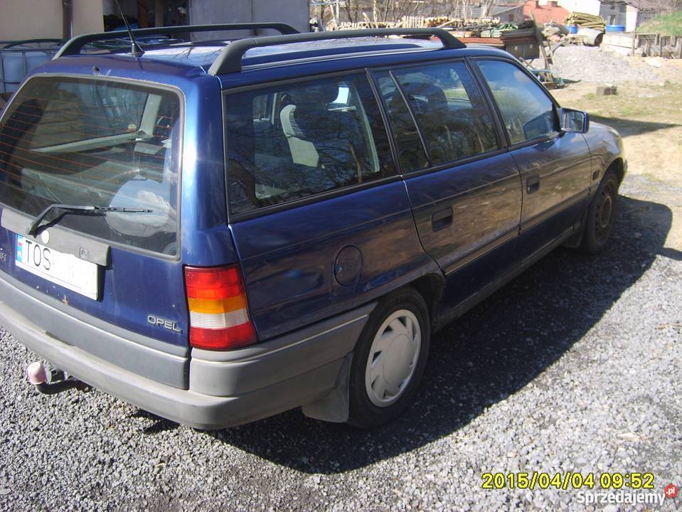 Opel Astra F kombi BG Ostrowiec Świętokrzyski