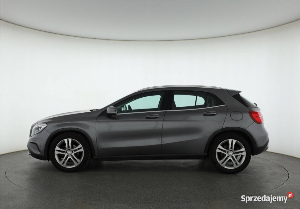 Mercedes GLA GLA 200 automatyczna