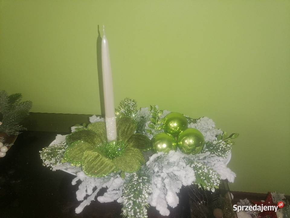 Stroik świąteczny bożonarodzeniowy bombki Sierpc