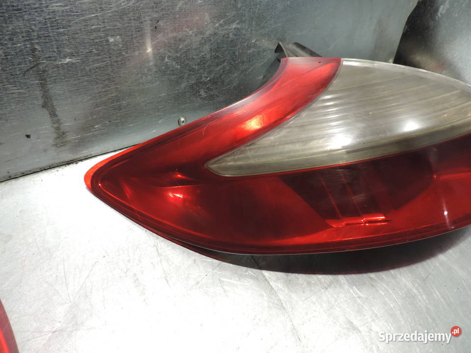 LAMPA TYLNA LEWA RENAULT MEGANE III HB Nowy Sącz sprzedam