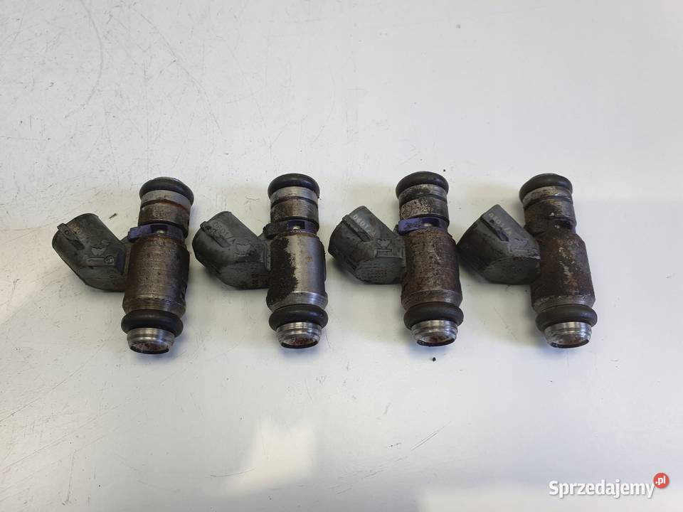 WTRYSKIWACZ VW Golf IV 16 16V PALIWA Wtrysk