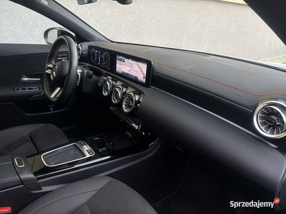 MercedesBenz CLA 200 GD8T610 8485km Samochody osobowe Świdnica
