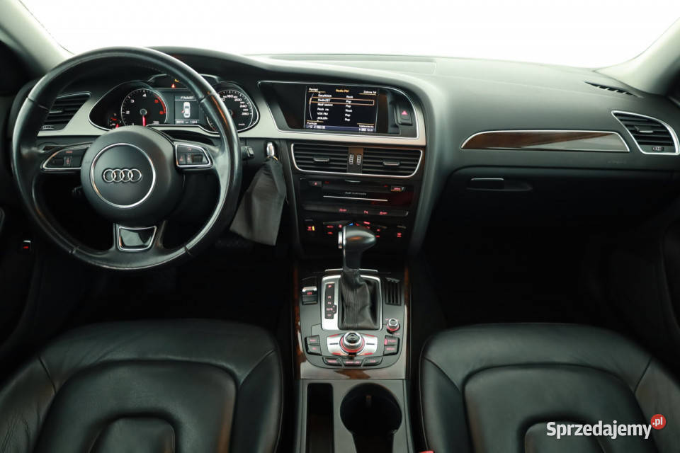 Audi A4 20 TDI czarny