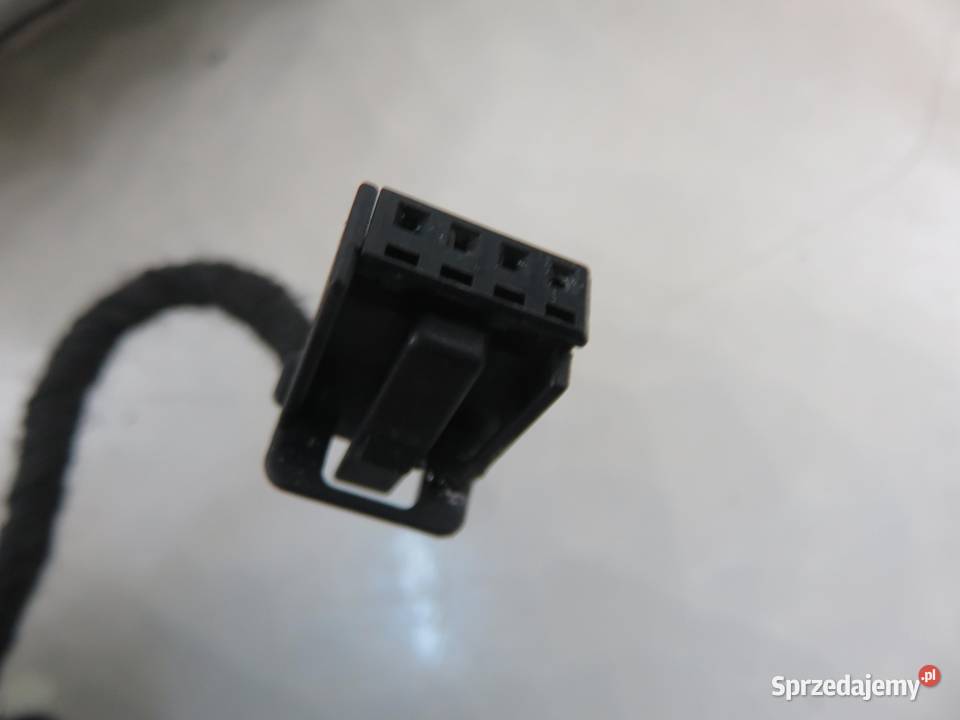 PODNOŚNIK SZYBY PRAWY PRZEDNI VW GOLF V