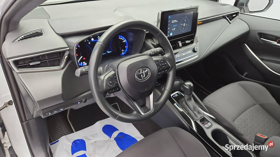 Toyota Corolla 18 Hybrid Comfort Z polskiego światła przeciwmgielne Toyota Warszawa