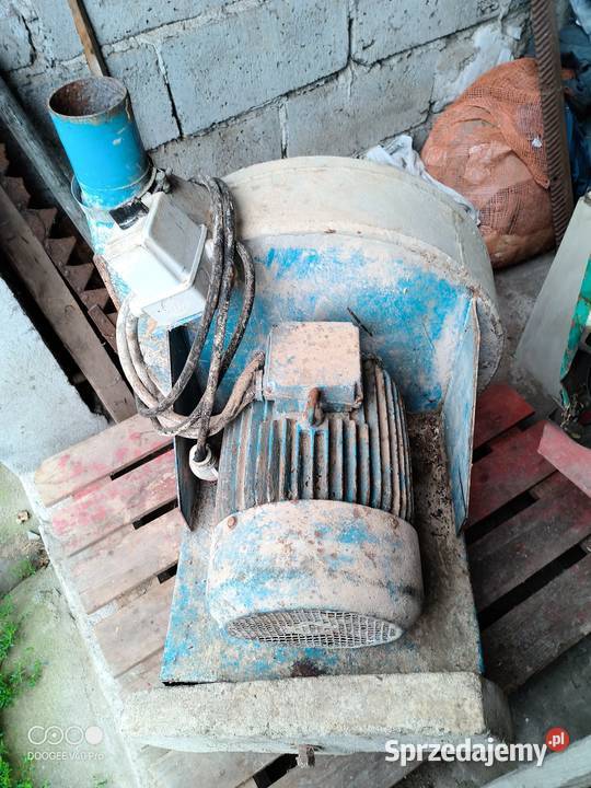 Mieszalnik 1200 śrutownik ssąco tłoczący 11KW