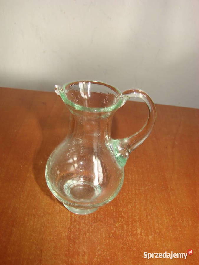 mały szklany dzbanek Porcelana i szkło Pruszcz Gdański