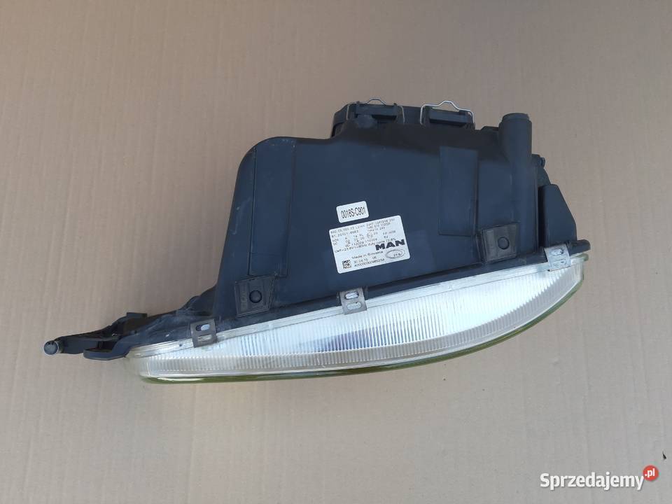 MAN TGS TGX REFLEKTOR LEWY LAMPA LEWA Trzciel