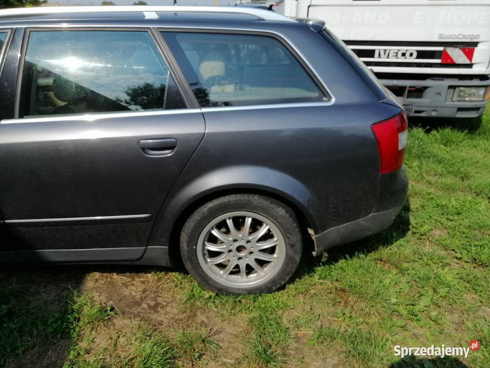 Sprzedam Audi a4b6 środek b7 nawigacja sprzedam