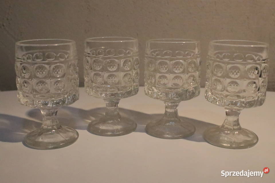 Kryształowe kieliszki na nóżce PRL Wrocław