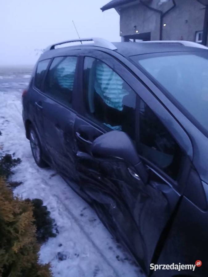 Peugeot 308 uszkodzony Koło