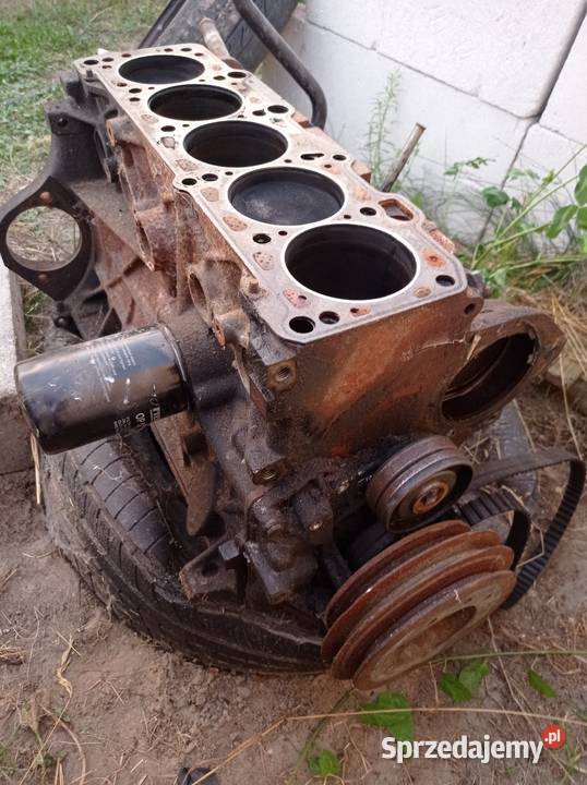 Audi 100 c3 20 kompletny blok silnika kujawsko-pomorskie Brudnowo