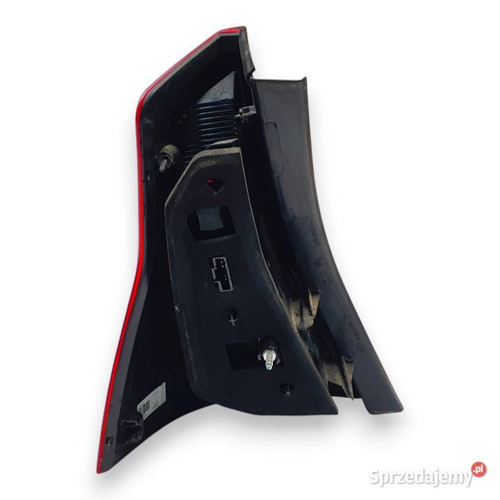 LAMPA PRAWA Dacia Sandero I tylna tylnia prawy