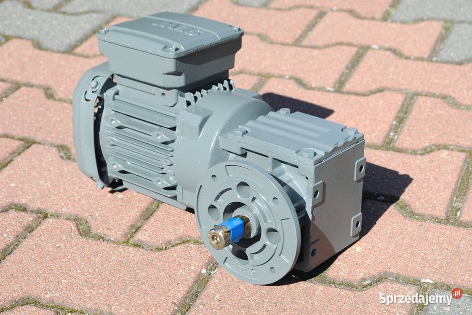 Motoreduktor kątowy 025kw 43obrmin FIRMY SEW Kargowa