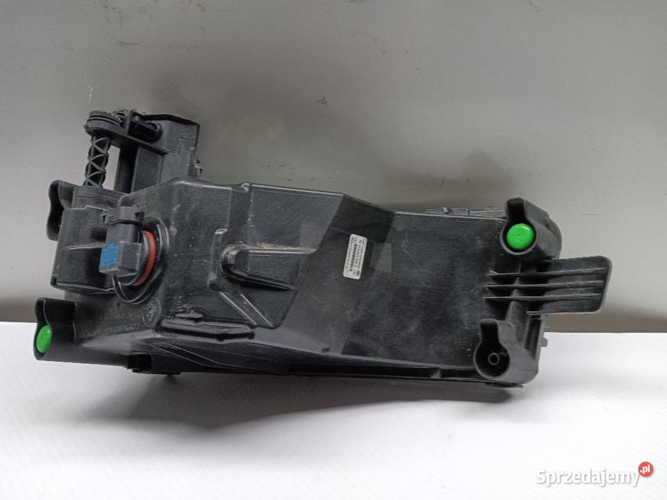 HALOGEN PRAWY VW TOURAN II 5TA941662 sprzedam