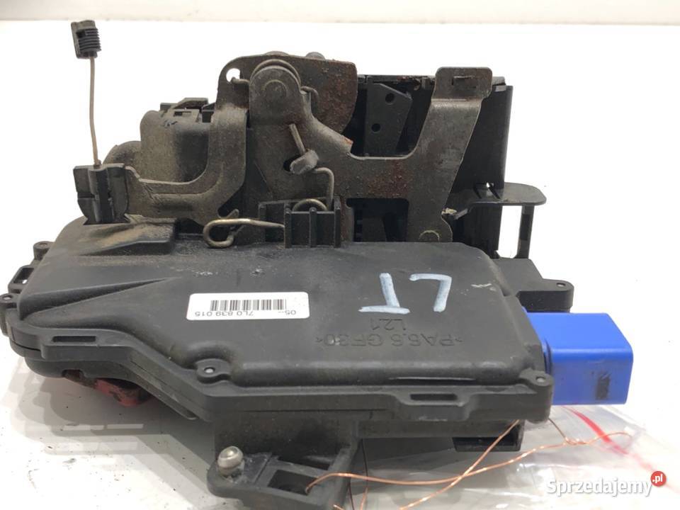 ZAMEK DRZWI LEWY TYŁ VW TOURAN Minivan 7L0839015 sprzedam