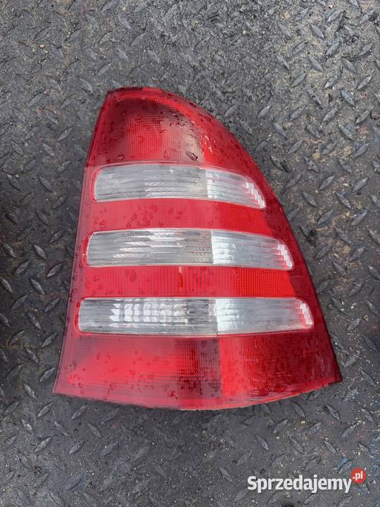 Lampa tył prawy Mercedes C klasa W203 kombi Ostrów Wielkopolski
