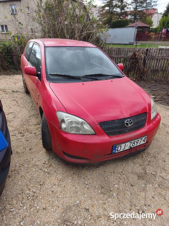 Toyota Corolla e12 16 benzyna w całości na Samochody na części Świebodzice sprzedam