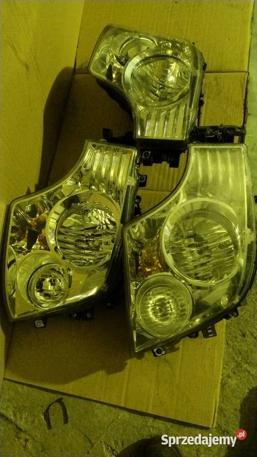 reflektor przedni Mercedes MP4 ciężarowe Zendek